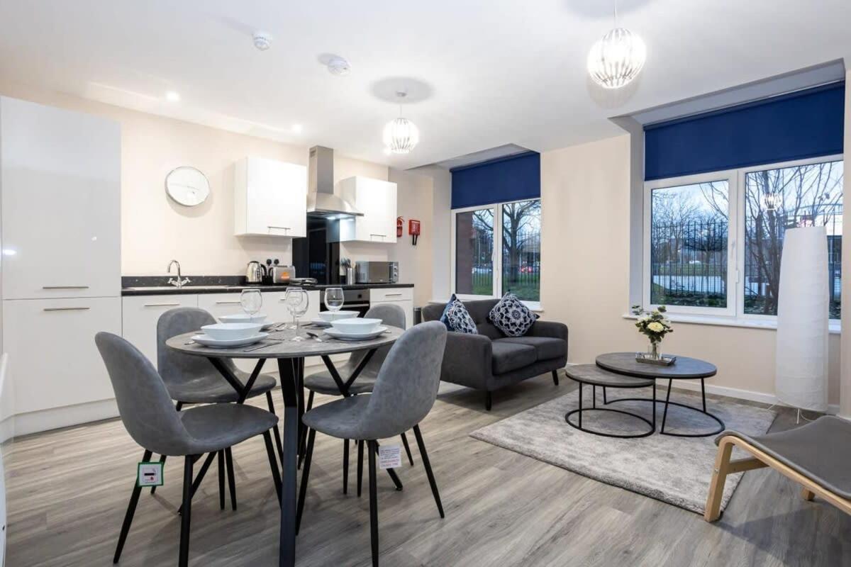 Lovely 1 Bedroom Apartment In Manchester Zewnętrze zdjęcie