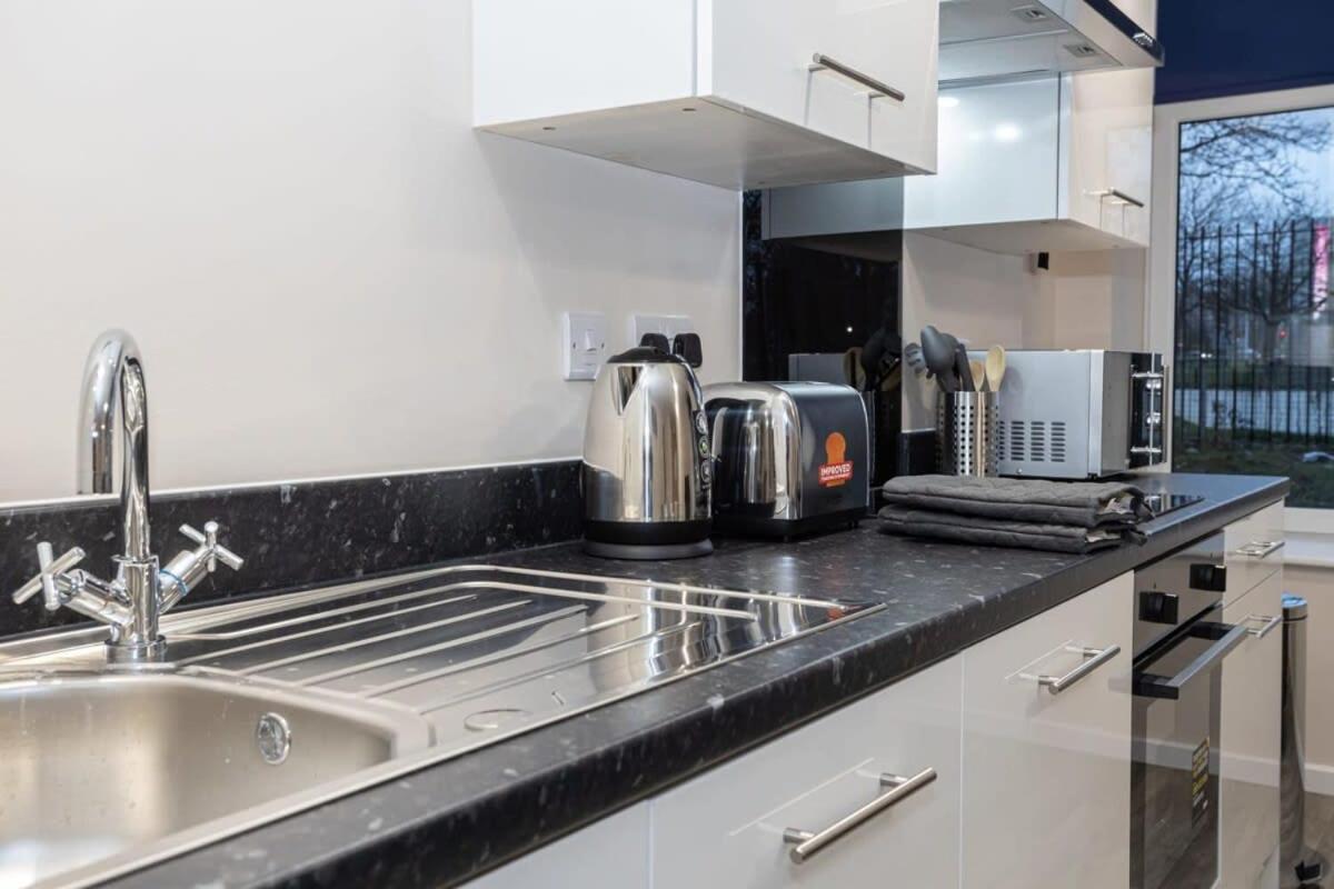 Lovely 1 Bedroom Apartment In Manchester Zewnętrze zdjęcie